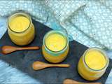 Soupe froide de courgettes jaunes au citron confit, safran et ricotta