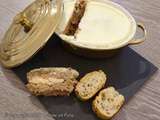 Terrine de foie de volaille au foie gras, châtaignes et noisettes grillées