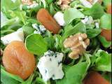 Salade de mâche, abricot sec, noix, roquefort [#cheese #roquefortsociete #madeinfrance]