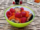 Salade de fruits d'été (abricots, framboise et figues)