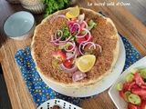 Lahmacun pizza turque à la viande hachée