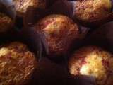 Muffins salés aux allumettes de jambon fromage raclette et poivre noir