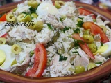 Salade de riz au poulet - légumes et mayonnaise au citron