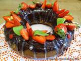 Gâteau couronne chocolat et fraises anti-gaspi