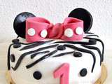 Minnie Cake + Tuto Noeuds Papillon en pâte à sucre