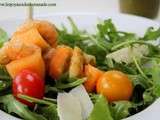 Salade composée / brochette melon-crevette