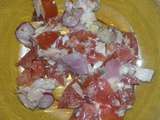 Salade composée ( jambon, bûche de chèvre, thon, œufs,radis et tomates)