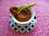 Mugcake hyperprotéiné chocolat caramel crousti-moelleux au son d'avoine (diététique, sans beurre-oeuf-sucre, riche en fibres)