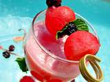 Cocktail de fruits frais Pastèque - tomates -menthe - cranberries/canneberges et poudre de baobab
