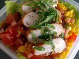Boite Déj.; Salade de blancs de poulet grillées, tomates et maïs