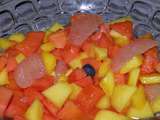 Dessert : Salade de papaye, mangue et pamplemousse