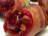 Dattes farcies au chorizo enroulées de bacon de sanglier