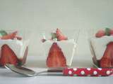 Mascarpone chantilly fraises et coulis de fraises