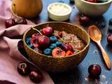 Porridge chocolat et fruits rouges