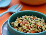Salade de riz complet, lentilles corail, avoine et légumes