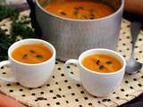 Soupe à la butternut et carottes au curcuma