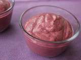 Petit dessert à la mûre: Mousse au yaourt