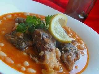 Cassoulet d'haricots blanc aux pieds de mouton, loubia bel ker3ine