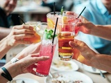 Optez pour des cocktails prêts à boire pour égayer vos petites réunions