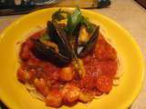 Pasta sauce tomate, poisson et fruits de mer