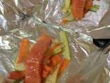 Papillotes de saumon, tagliatelles de légumes, sauce oseille