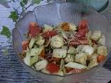 Salade de tomates, bocconcini et coeurs de palmier