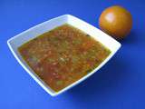 Soupe aux tomates, à l'orange et au quinoa