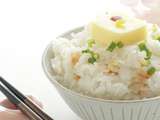 Riz japonais, beurre et sauce soja