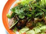 Salade Thaïe aux cuisses de poulet grillé ✻ Kaï Ping
