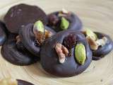 Mendiants chocolat noir (pistaches, noix & raisins secs)