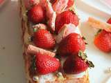 Bûche tiramisu fraises et poires