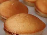 Mini Victoria Sponges Cakes à la confiture Prune / Fêve Tonka