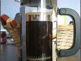 Café préparé dans une cafetière à piston (french-press)