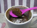 Mug cake chocolat noir