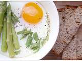 Menu de Pâques - Entrée - Oeuf cocotte aux asperges