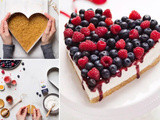Du Cheesecake aux fraises et son coulis aux fruits rouges en forme de coeur