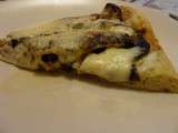 Pizza aubergine, sardine, mozzarelle