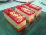 Entremet palet breton, panna cotta de faisselle et framboises
