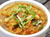 Cuisine alcaline : curry de légumes, haricots et coulis de tomates
