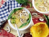 Soupe Végétarienne aux Saveurs Asiatiques {Courge Spaghetti, Tofu Fumé and Co.}