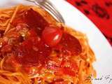 Fondue de poivrons au cheddar sur spaghettis de quinoa à la tomate