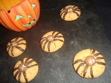 Cookies araignées au beurre de cacahuètes (Halloween)