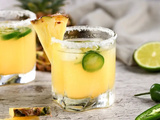 10 meilleurs cocktails de vodka à l’ananas (+ recettes de boissons faciles)
