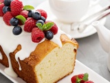 17 recettes de gâteaux au yaourt faciles (moelleux et moelleux)
