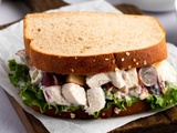 Sandwich à la salade de poulet d’Arby