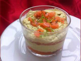 Verrines d'asperges, saumon fumé et citron