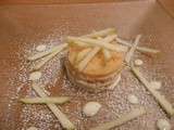 Cake aux pommes, amandes et calvados en millefeuille de glace vanille : Hypercondriaque