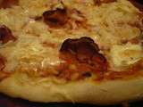 Pizza à la semoule de blé sauce tomate crémeuse & jambon de la foret noire: culino versions novembre