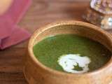 Soupe indienne de lentilles corail aux épinards