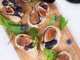 Toasts au formage de chèvre et aux figues